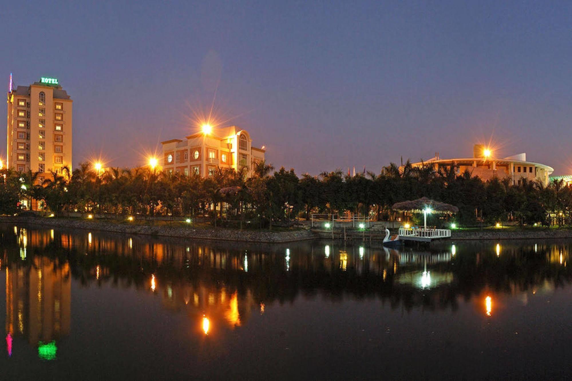 Camela Hotel&Resort Hai Phong Exterior foto